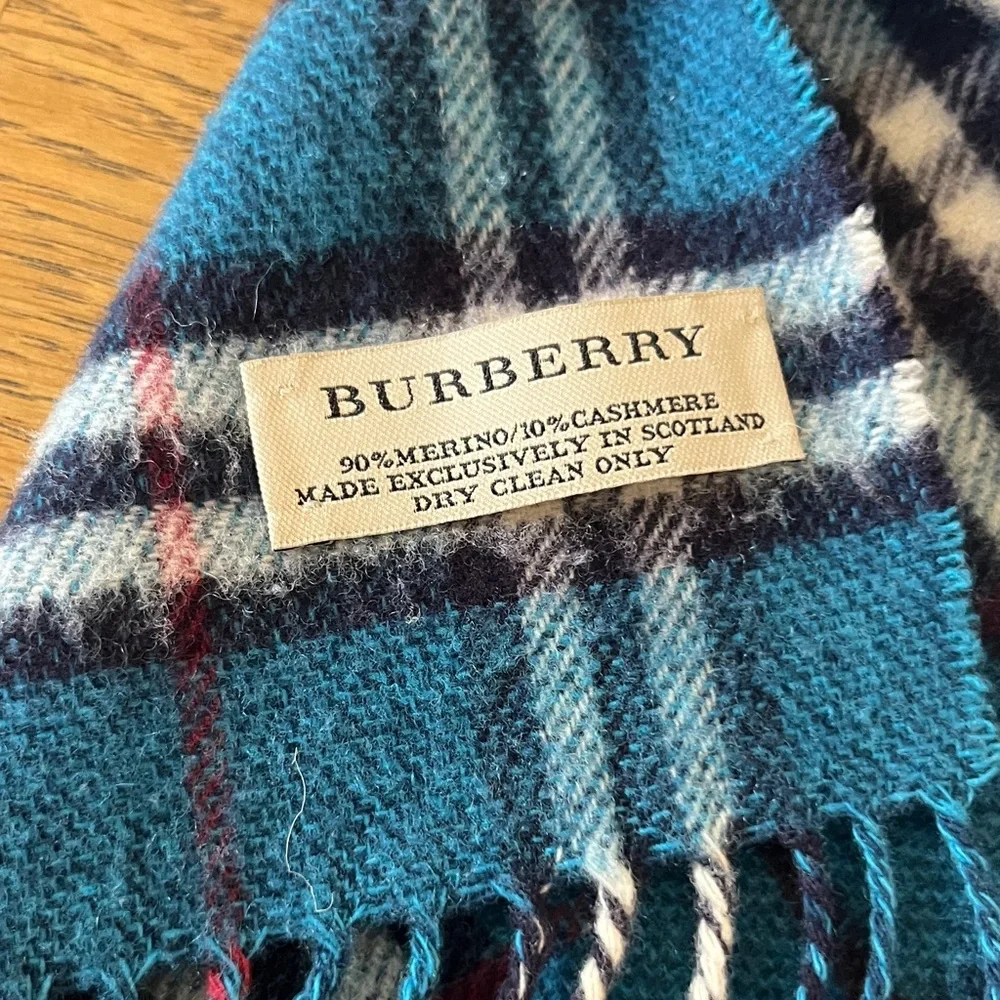 EUC Burberry Teal and Navy Merino Wool and Cashmere Blend Scarf with Fringe